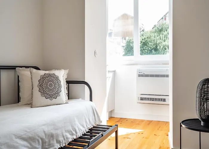 Akicity Arroios Blackberry Lisbon